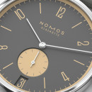 NOMOS Glashütte Tangente 38 Datum Haifischgrau  - Bild 4