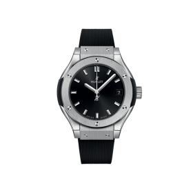 Damenuhr, Hublot Classic Fusion Titanium  581.NX.1470.RX
