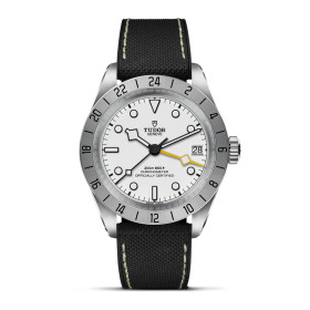         Damen- und Herrenuhr, TUDOR Black Bay PRO M79470-0006