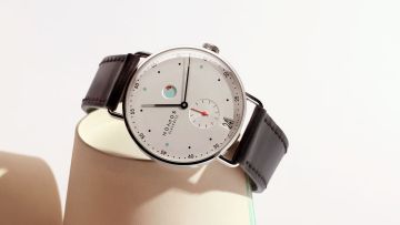 nomos-glashuette-metro-banner-kat-d