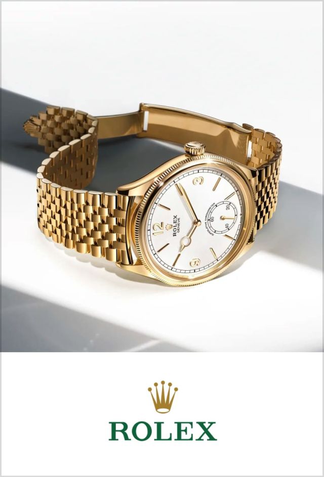 Rolex 1908 Luxusuhr aus Gelbgold mit Jubile-Armband und weißem Zifferblatt, kombiniert mit dem grünen Rolex-Logo und goldener Krone auf weißem Hintergrund.