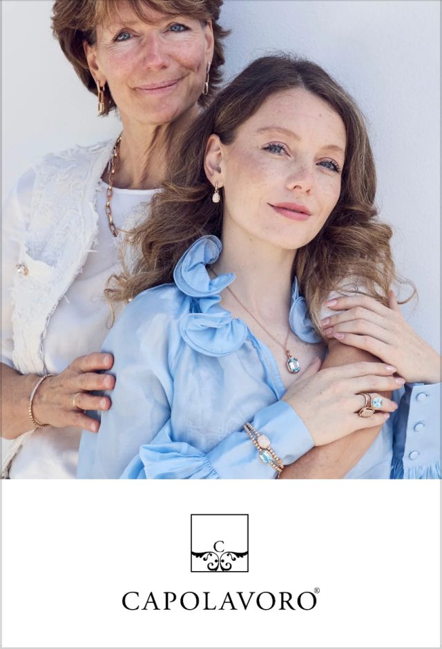 Die Gruenderin von Capolavoro und ihre Tochter tragen Schmuck von Capolavoro