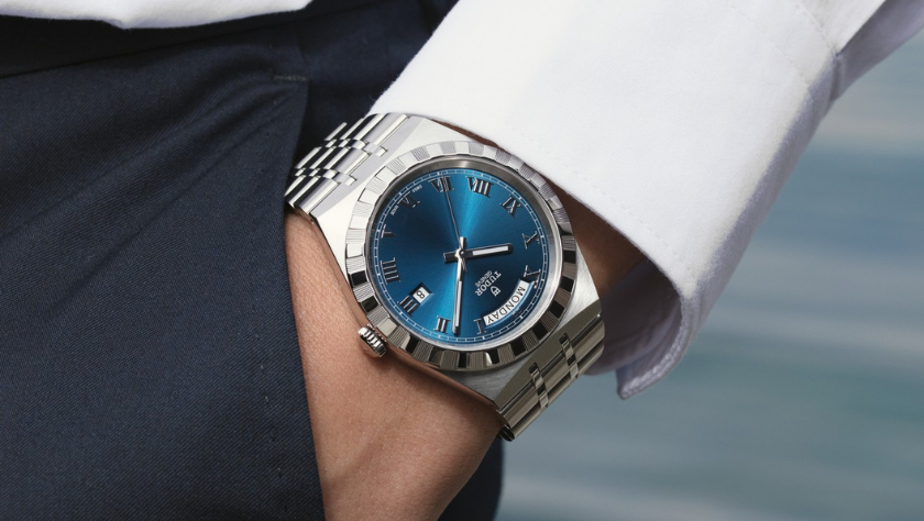 Tudor_Royal_3
