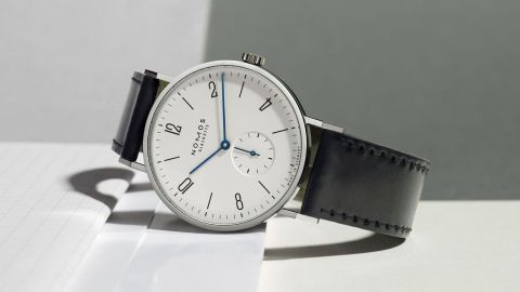 nomos-glashuette-tangente-banner-kat-m nomos-glashuette-tangente-banner-kat-m
